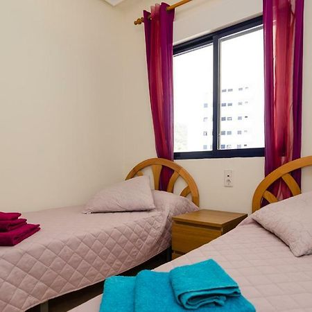 Comfortable Apartment In เบนิดอร์ม ภายนอก รูปภาพ