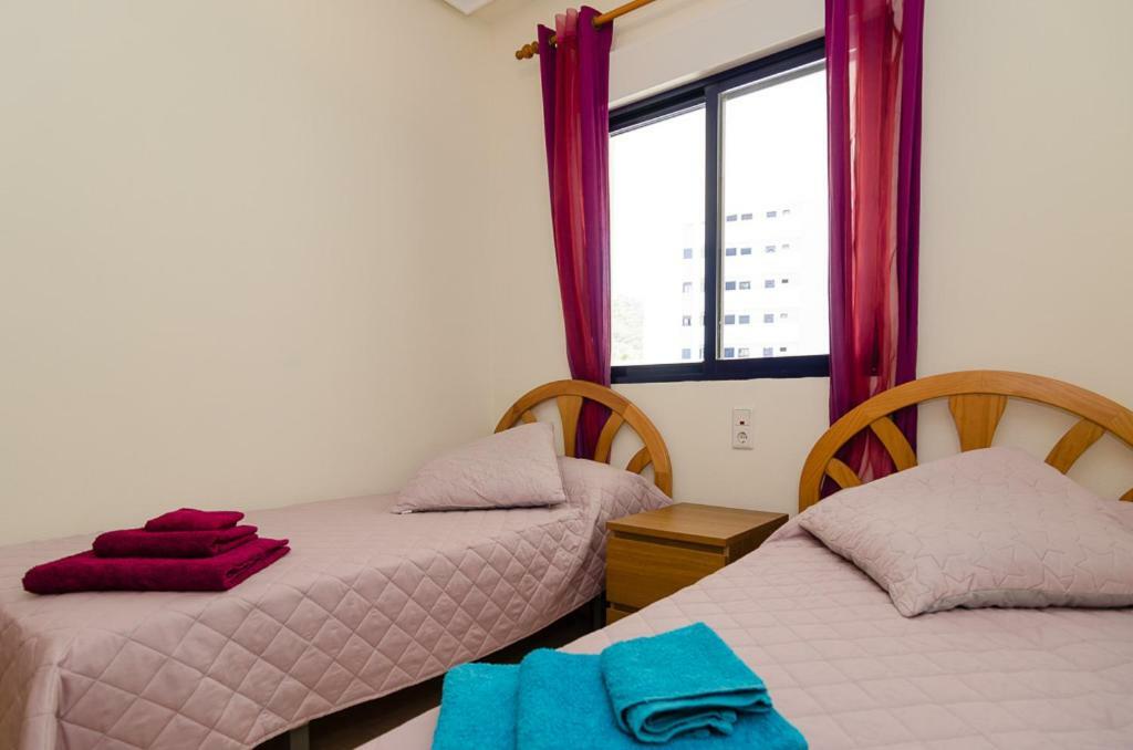 Comfortable Apartment In เบนิดอร์ม ภายนอก รูปภาพ
